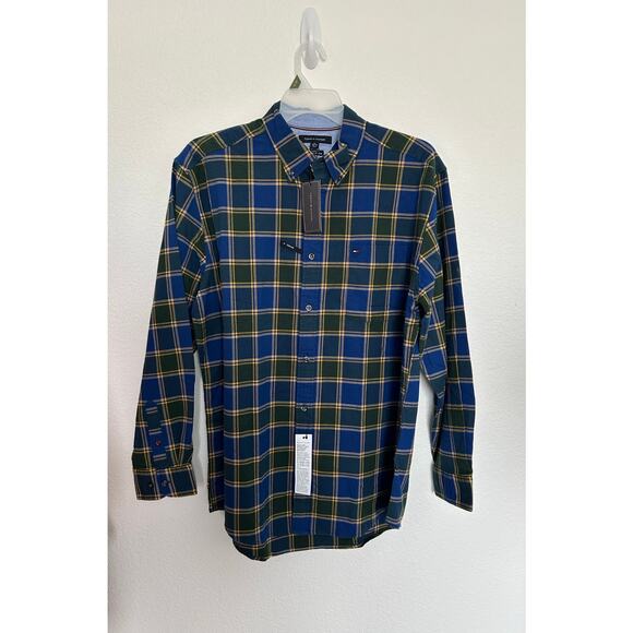 Tommy Hilfiger Classic Fit Men's Plaid Button Down - XL - Picture 1 of 4